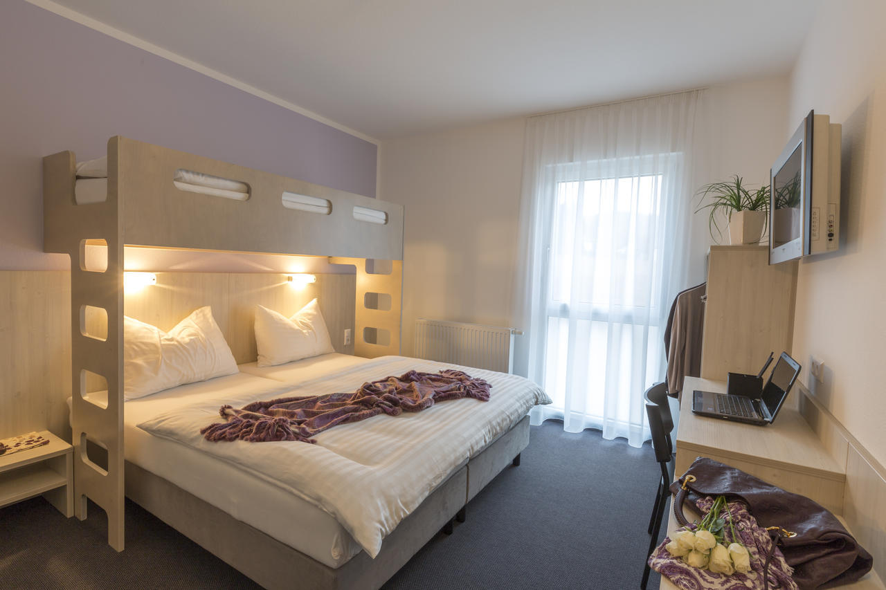 Topmotel Oberegging Habitación foto